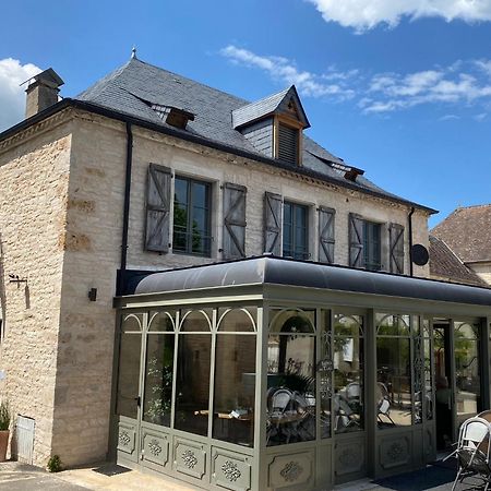 Manoir De Rieuzal Bed & Breakfast Loubressac Exterior photo